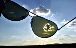 Telah ku lakukan banyak hal namun aku tidak melihatnya di sini